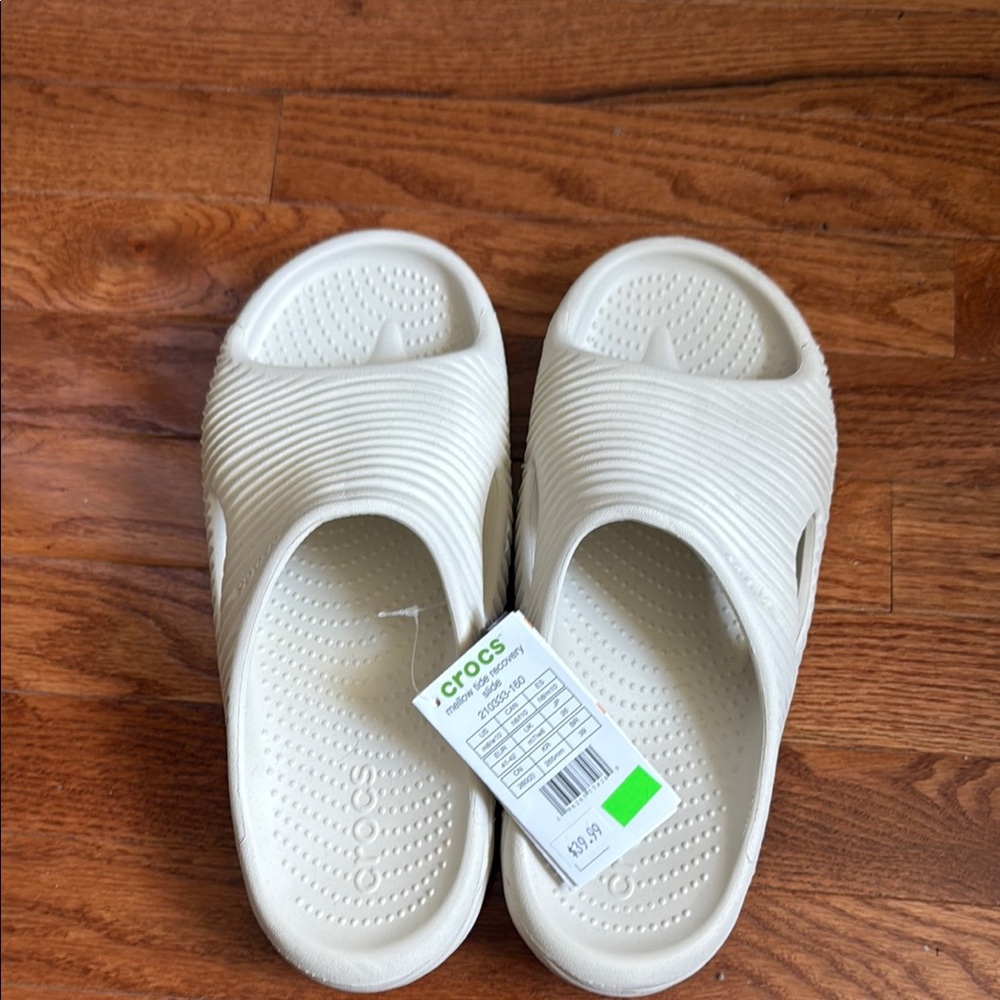 Crocs Men and women cream Slide Sandals
